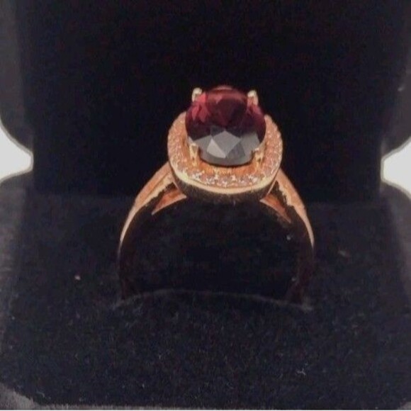 Oval Cut Garnet CZ January Birthstone Rose Gold Overlay Ring Size 7 + Box Gift - Picture 4 of 6
